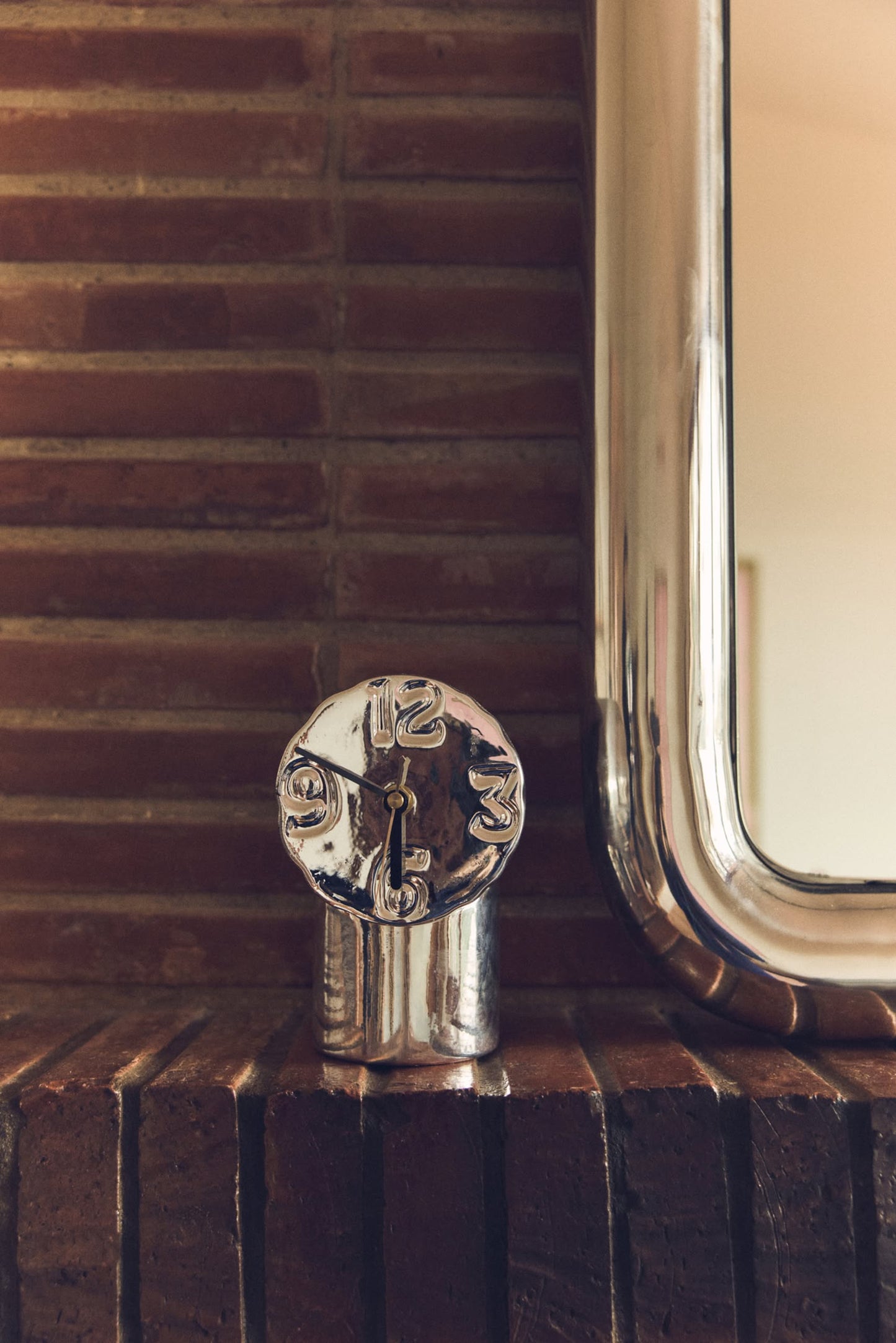 Retro Ceramic Clock - Chrome