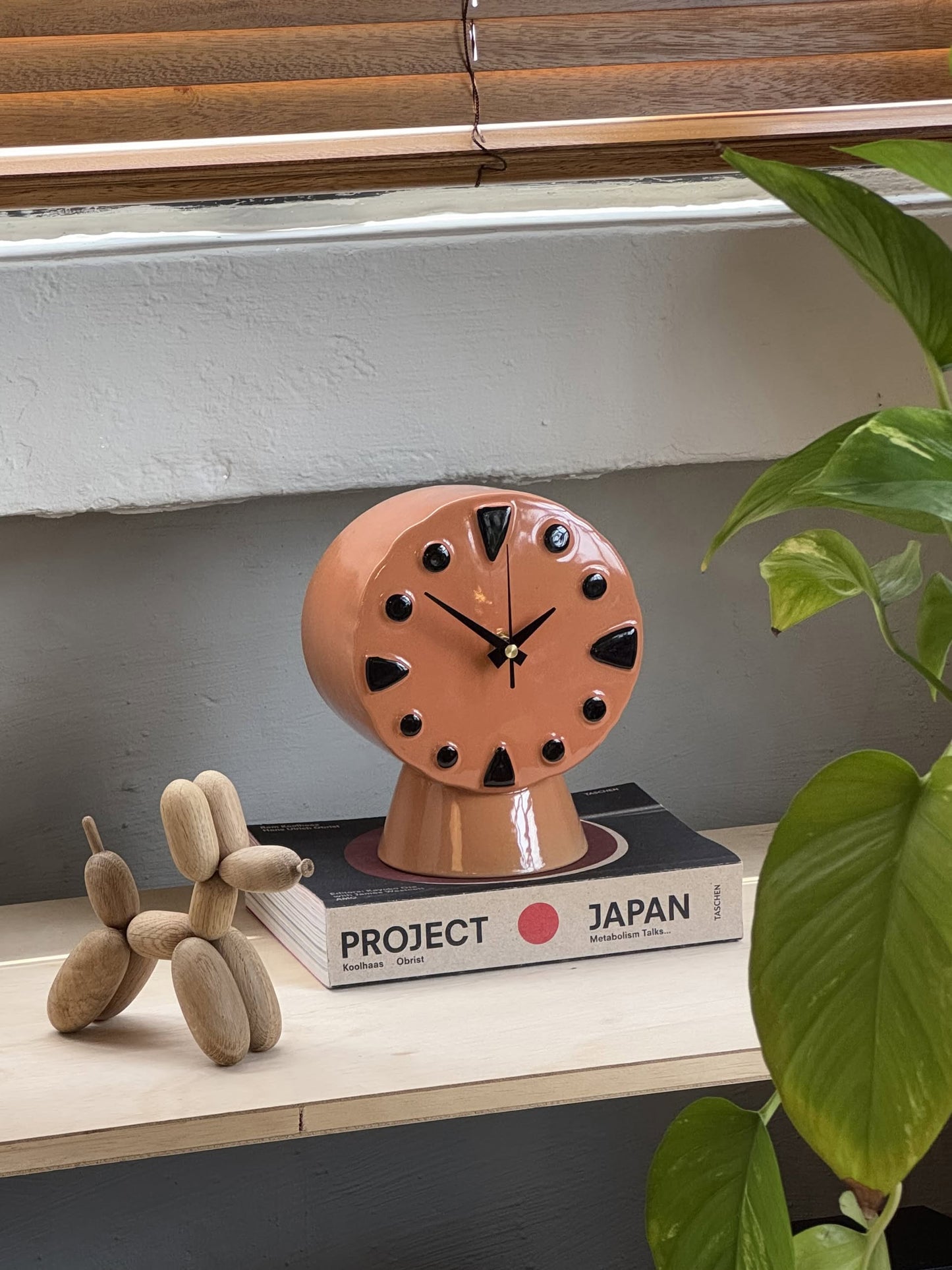 Retro Ceramic Clock - Peach