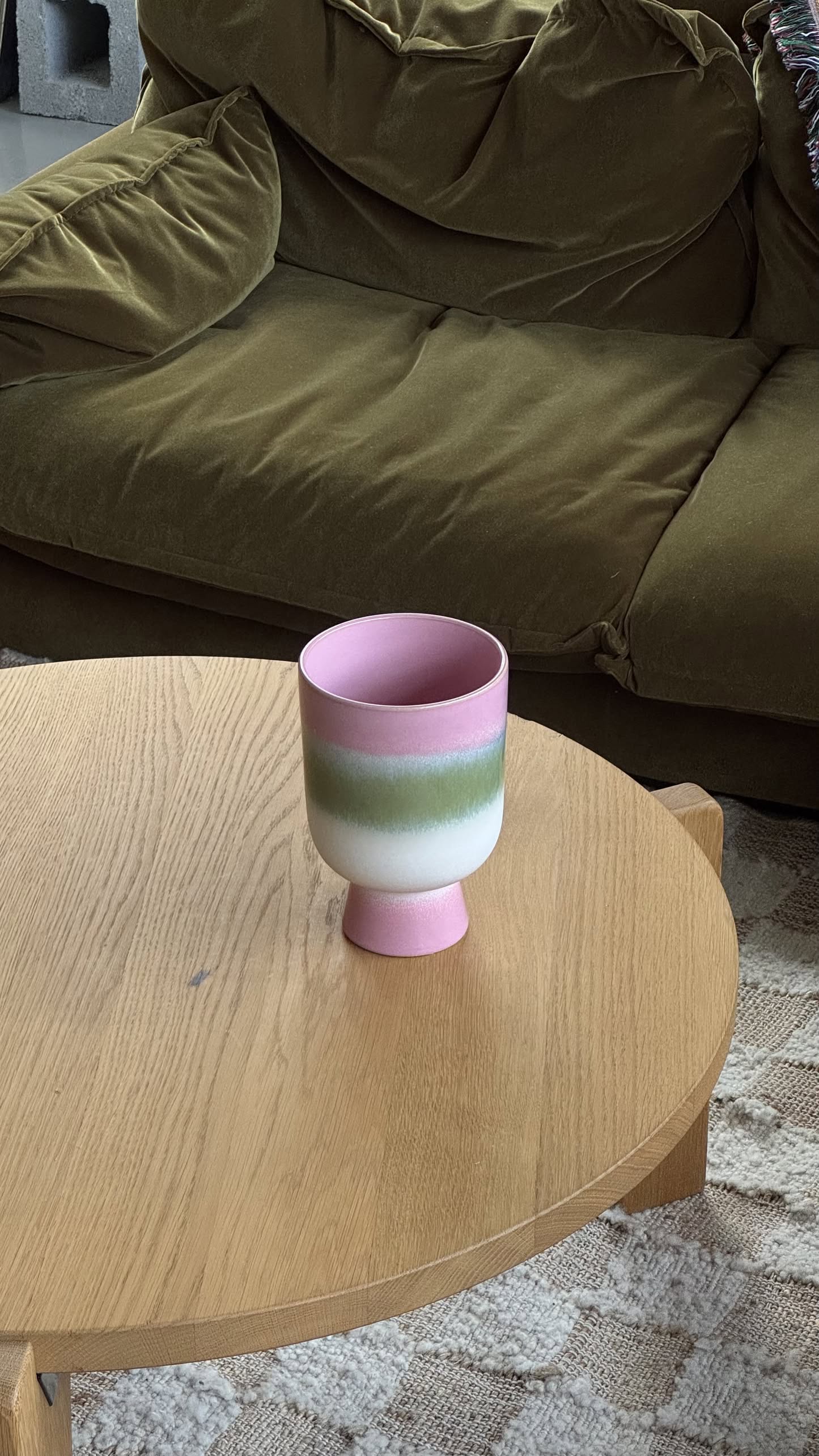 Retro Flower Pot - Rosefield