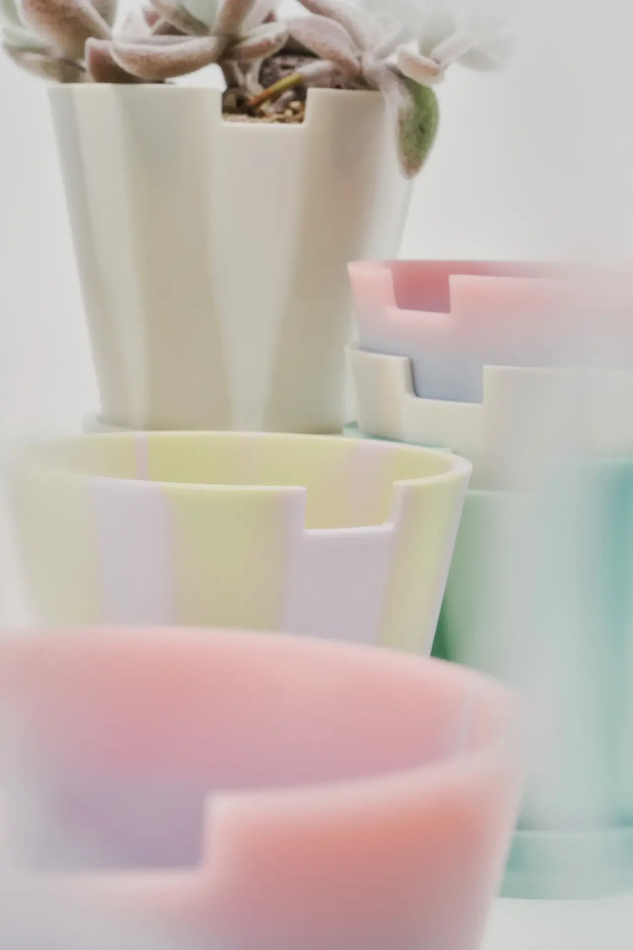Plastic Ark Dirty Pot