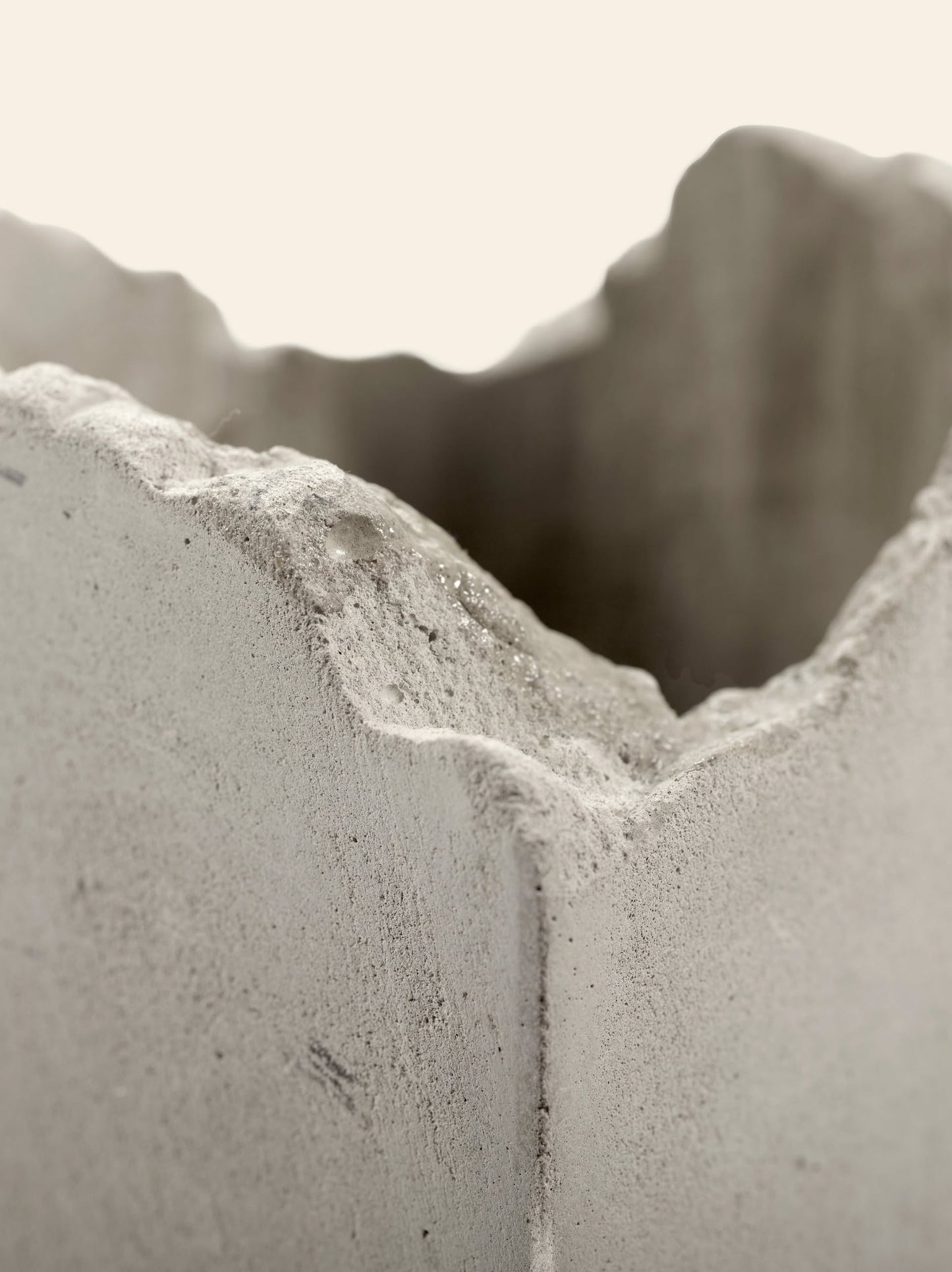 Broquaine Concrete Vase S - Grey