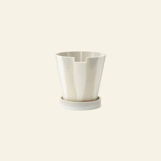 Plastic Ark Dirty Pot